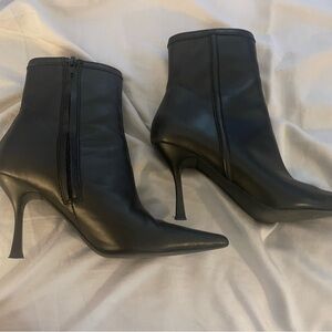 Steve Madden Sleek Black Ankle Booties